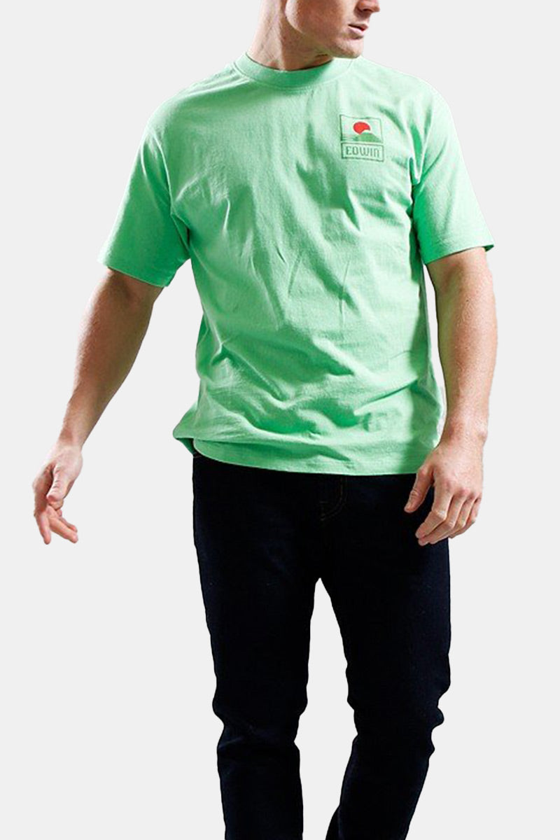 T-shirt di Edwin Sunset sulla Mt Fuji (verde estivo)