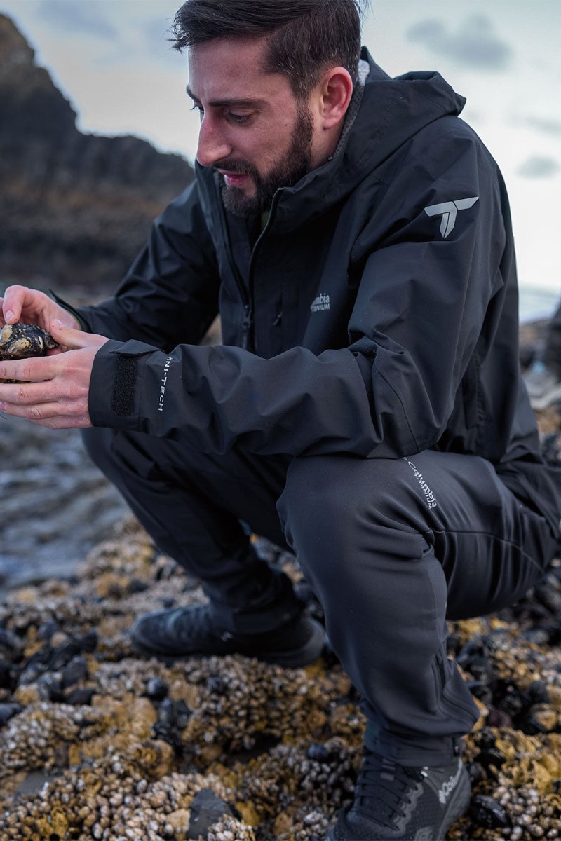 Columbia Ampli - Dry™ II Shell (Black) | Jackets