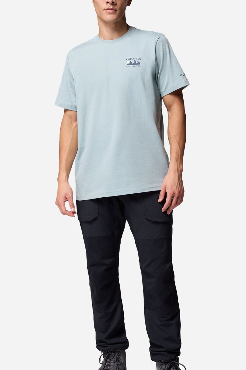 Columbia Explorers Canyon™ Back Short Sleeve Tee (Crushed Blue/Peaks/Waves) | T-Shirts