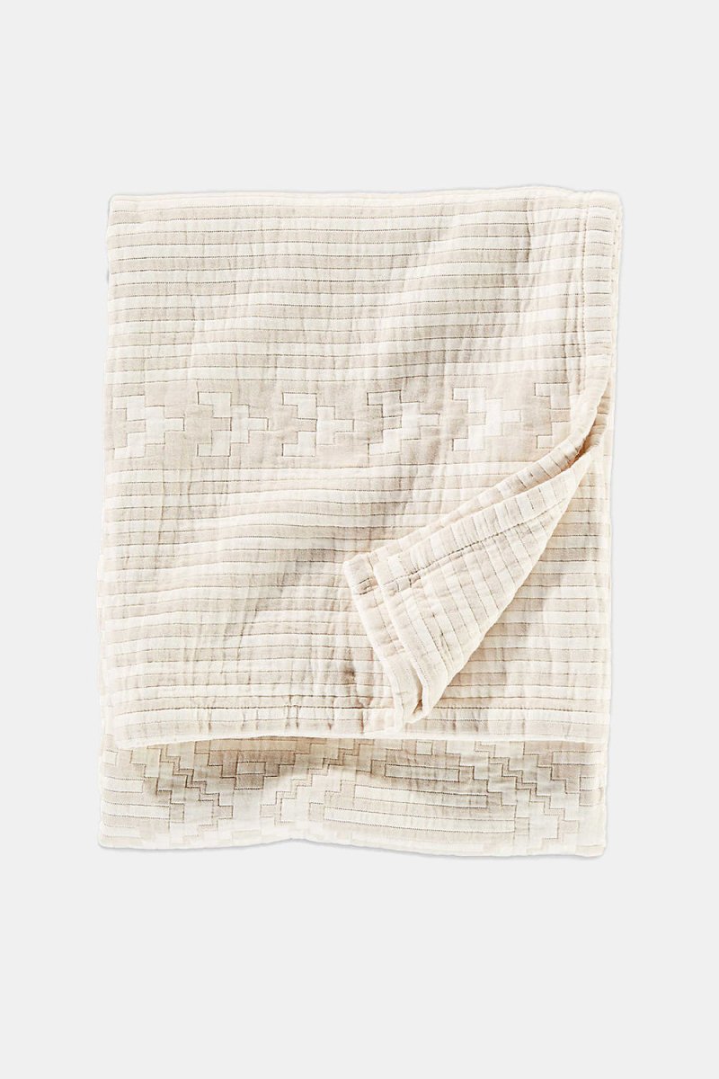 Pendleton Echo Bluff Graphic-pattern Cotton Blanket (Ecru) | Lifestyle