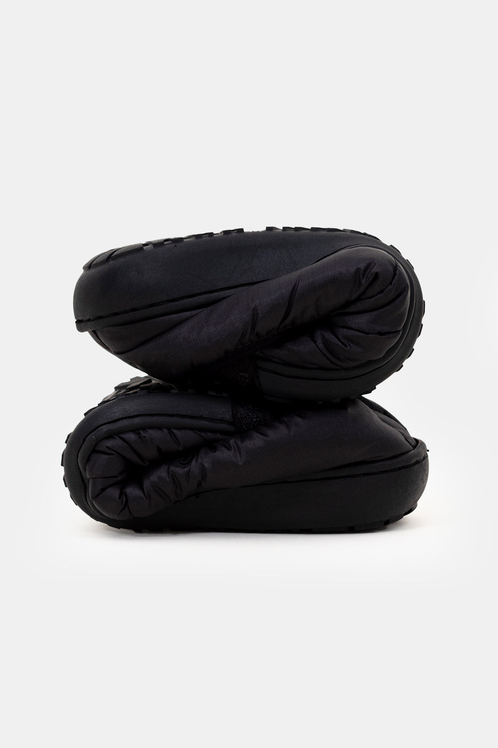 SUBU Indoor Outdoor Packable Slippers (Gloss Black)